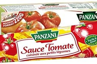 Соус «Панцани» из томатов, приготовленный с мелкими овощами.