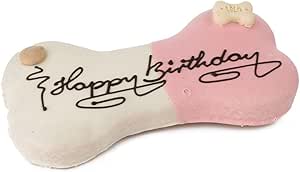 Торт в форме косточки на день рождения для собаки.