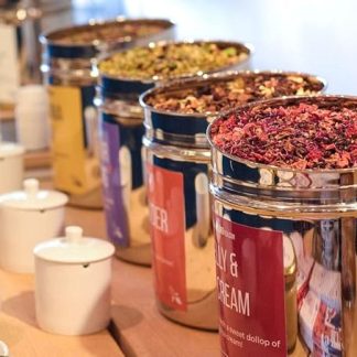 Мастер-класс по купажированию чая для двоих от Virgin Experience Days