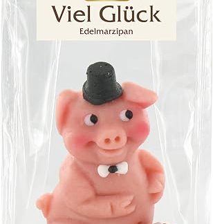 Марципановая фигурка «Счастливая свинка Казанова» от Odenwälder с грибами, 100 г.