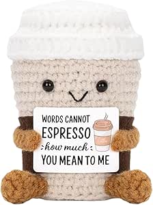 Эмоциональная поддержка для любителей кофе, связанного крючком: позитивные вязаные кружки с открыткой, украшение для стола ручной работы, небольшая записка, забавные подарки для любителей кофе (8,5 x 5,5 x 5 см)