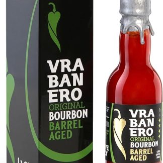 Я люблю острое! Vrabanero Original Bourbon 100 мл – острый соус чили с 80% ферментированного перца – выдержан в бочках из-под бурбона – уровень остроты 4/5 – веганский – лимитированное подарочное издание