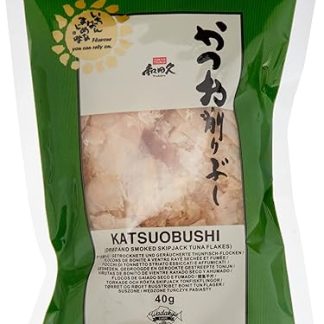 Вадакю Кацуобуси — сушеные хлопья тунца, копченые.